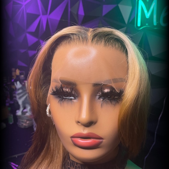 20” Lacefront Wig Caramel Macchiato - Picture 6 of 9